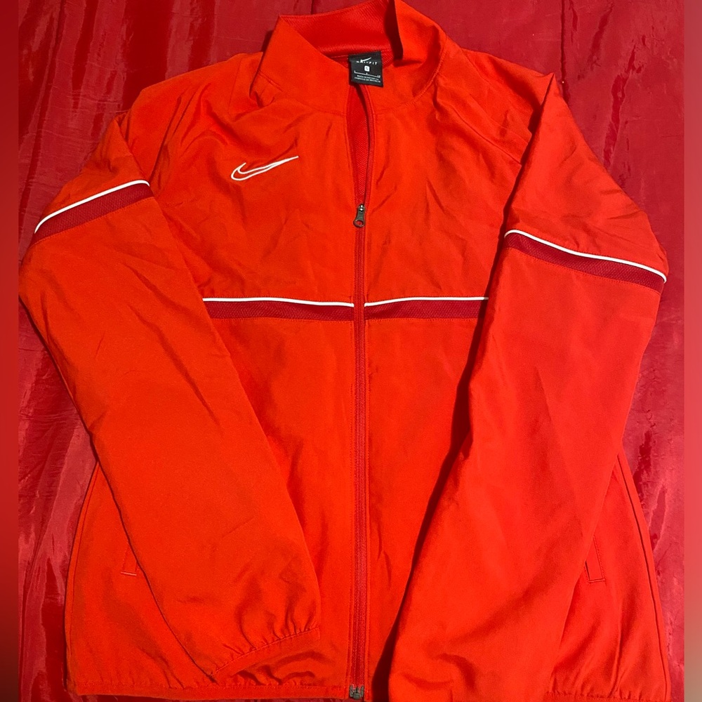 Nike Dri Fit windbreaker women’s jacket